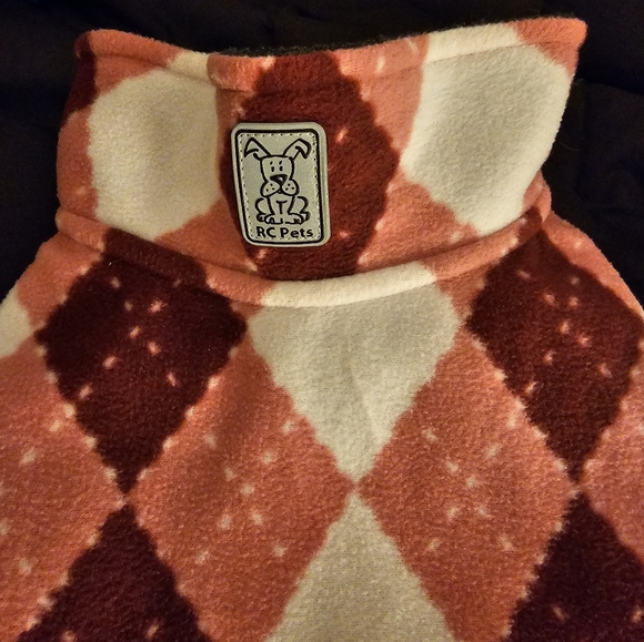 RC Pets M Fleece Coat - Picture 3 of 4